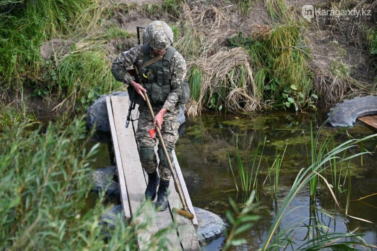 Около 1500 военнообязанных проходят боевую подготовку в Карагандинском гарнизоне. Фото: пресс-служба Министерства обороны РК