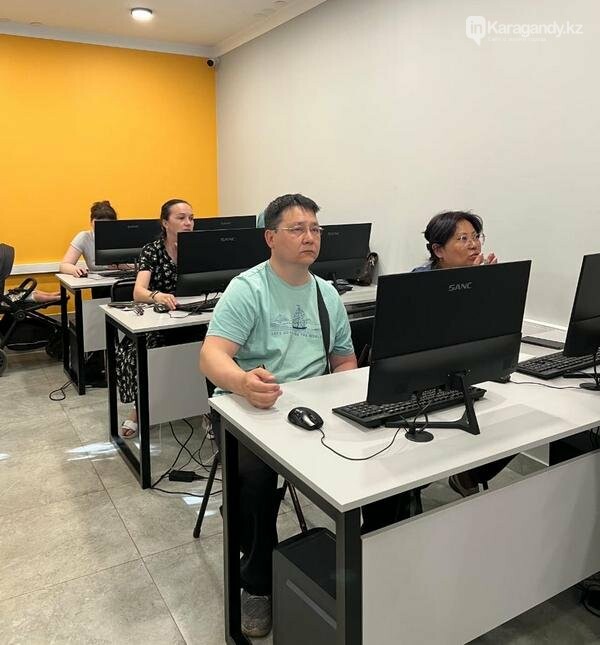 В Карагандинской области реализуется проект по обучению цифровым профессиям людей с инвалидностью и их опекунов В Карагандинской области реализуется проект по обучению цифровым профессиям людей с инвалидностью и их опекунов