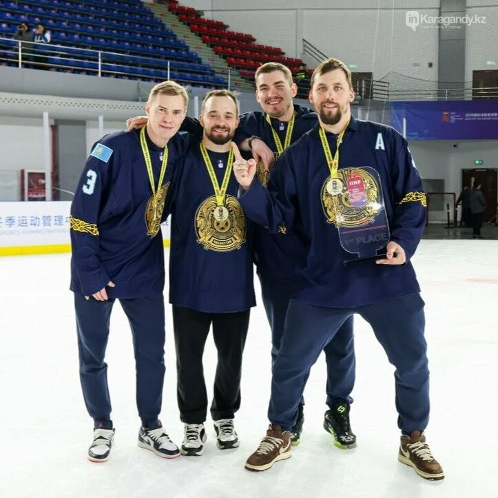 Карагандинские хоккеисты стали двукратными чемпионами Азии. Фото: ХК «Сарыарка» Карагандинские хоккеисты стали двукратными чемпионами Азии. Фото: ХК «Сарыарка»
